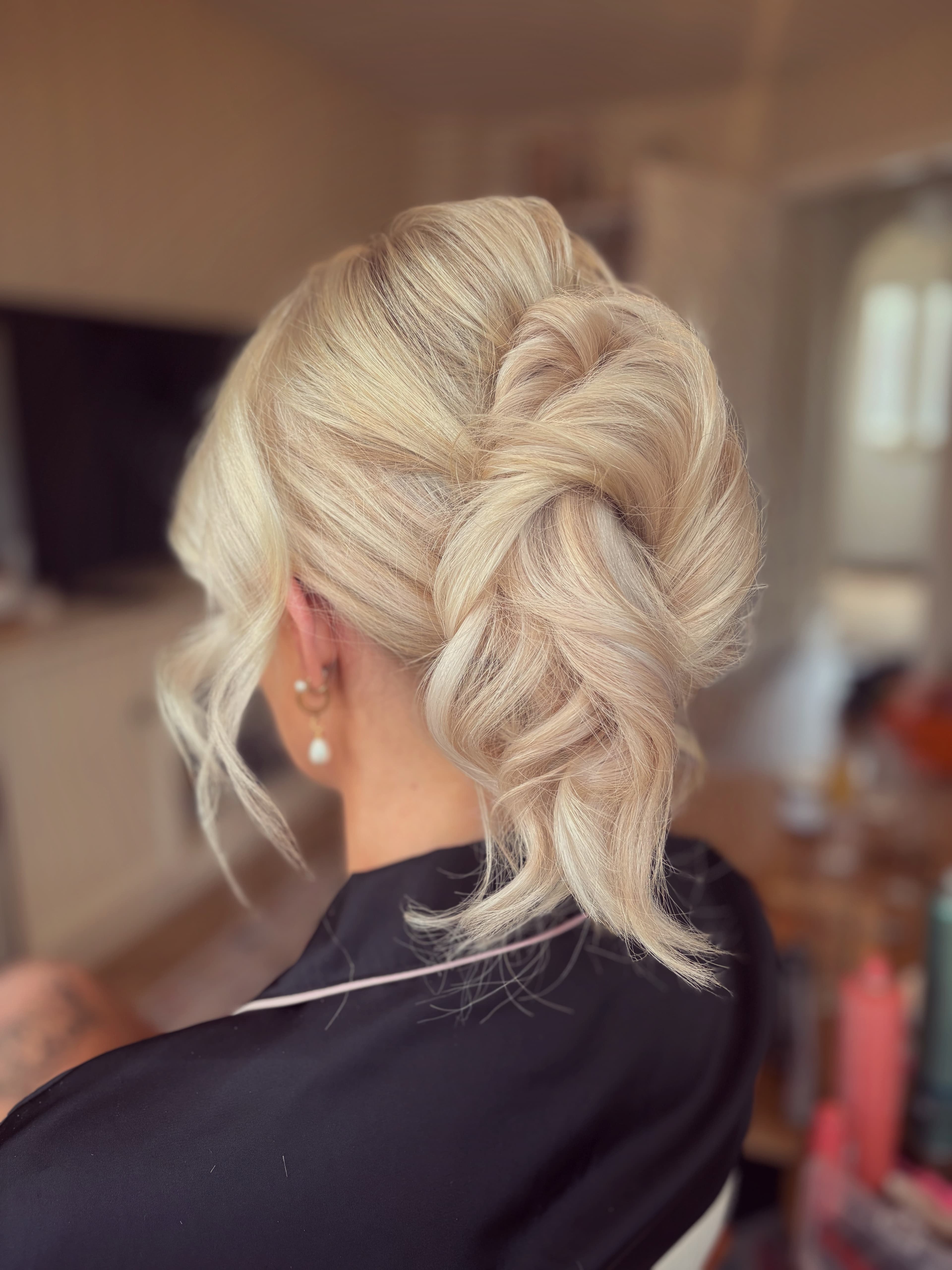 Bridal hair creation